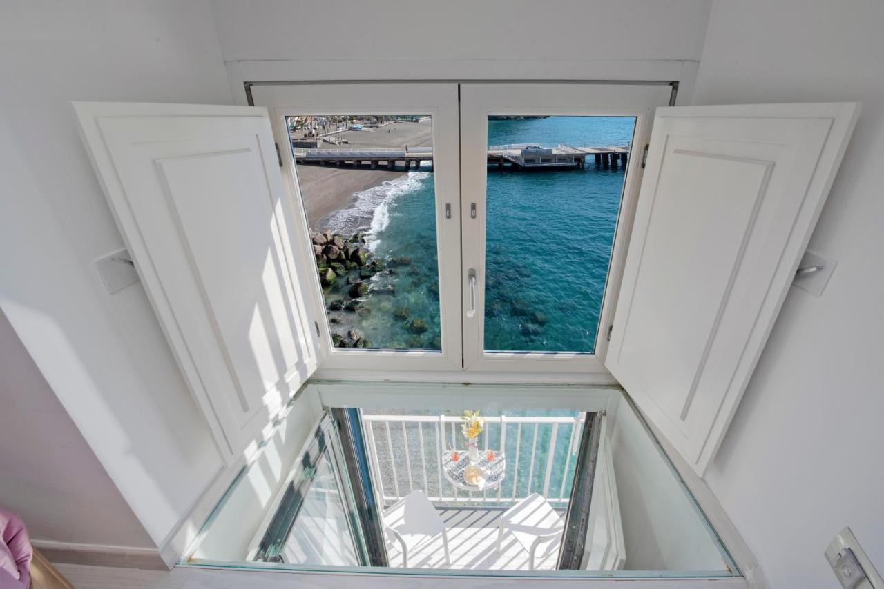 Apartament Il Nido Del Gabbiano Minori Zewnętrze zdjęcie